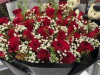 33朵紅玫瑰花束如何準(zhǔn)點(diǎn)送到獨(dú)山縣車站？