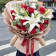 愛的寄語-11枝紅玫瑰+2枝多頭白百合，搭配白色桔梗、尤加利葉