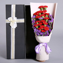 愛(ài)比天高-19枝紅色康乃馨，搭配勿忘我