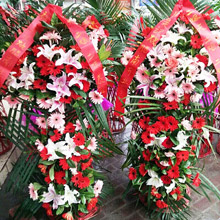 新業興旺-各色扶郎花+9枝香水百合喬遷開業慶典花籃