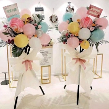 吉祥開業-13個多色馬卡龍氣球、6朵粉玫瑰、6朵粉桔梗、散尾葵葉