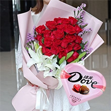 默然相愛套餐組合-德芙98g心形禮盒+33枝紅玫瑰+3枝香水百合