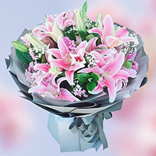 遇見是禮-19朵粉百合，搭配白色滿天星、粉色滿天星、綠葉