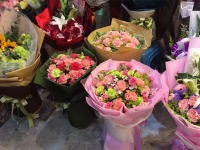 今年214情人節(jié)是年初三，花店都還開門嗎？